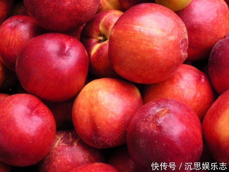 有光泽|女人不想显老,推荐多吃3种食物,美容养颜,面色红润有光泽