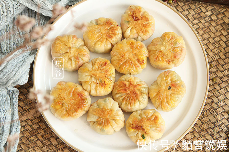 包饺子|饺子皮新吃法,10分钟搞定早餐,做一次吃一周,营养全面又顶饱