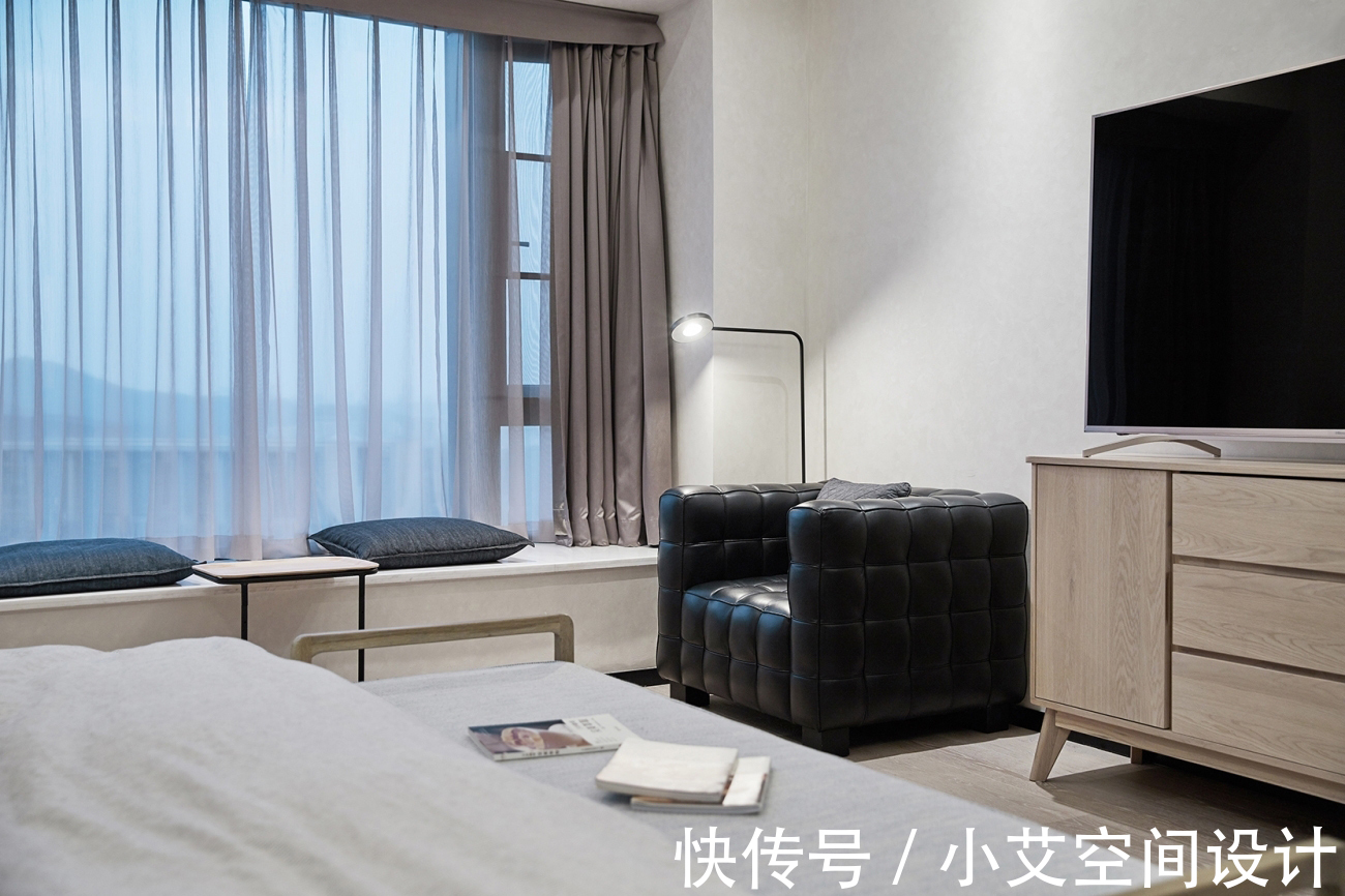 黑白灰|365㎡软装设计,黑白灰练成一首冷峻又炙热的诗!
