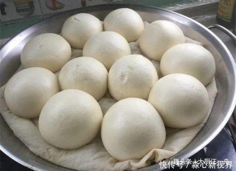 江一舟|蒸馒头时，只放酵母就大错特错！多放这2样，馒头蓬松暄软有嚼劲