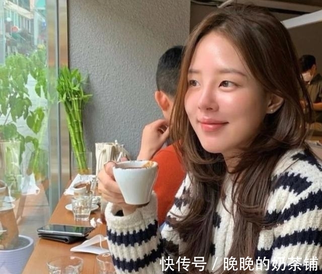 烫发 过年换什么发型,洋气又惊艳!这篇教你几招,让你少踩雷好打理