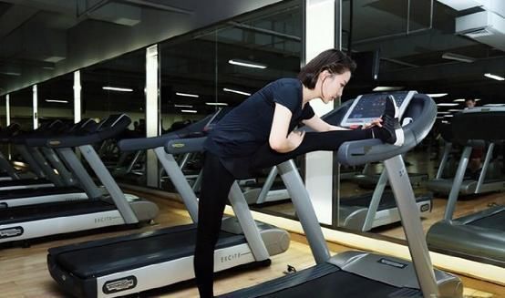 潘晓婷|带你看看潘晓婷的豪宅:家里只刷大白墙,装修却时尚又豪华