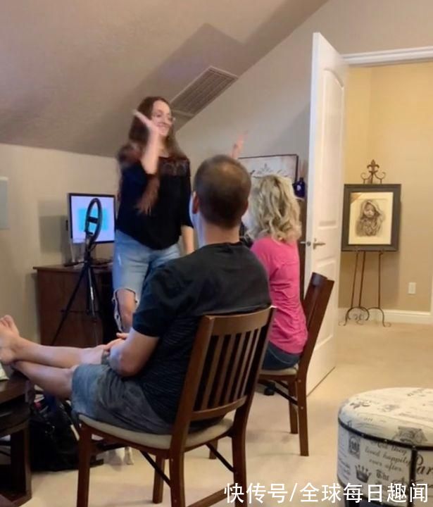 女孩|海外女孩做PPT向父母坦白自己是夜店舞娘，结果父母表示理解支持