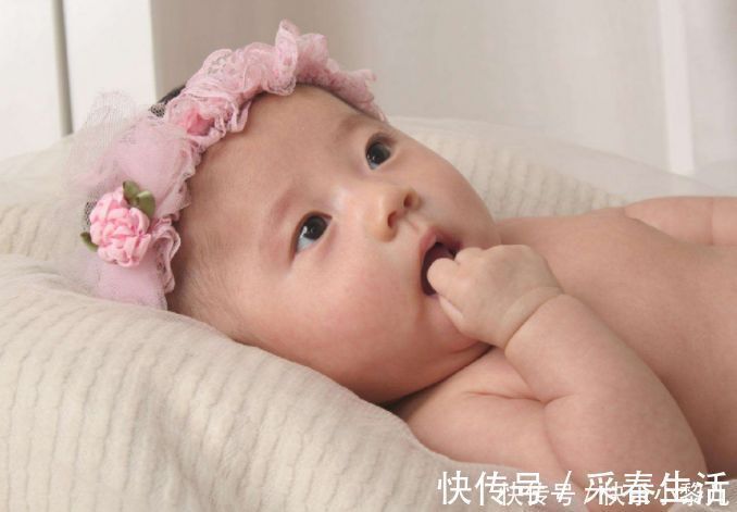 技能|宝宝有点“笨”家长别急,婴儿在6个月前学会简单技能,就算达标