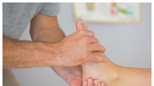 腰部|男人洗澡时,越爱搓“这地方”,肾脏可能越强健,你洗对了吗?