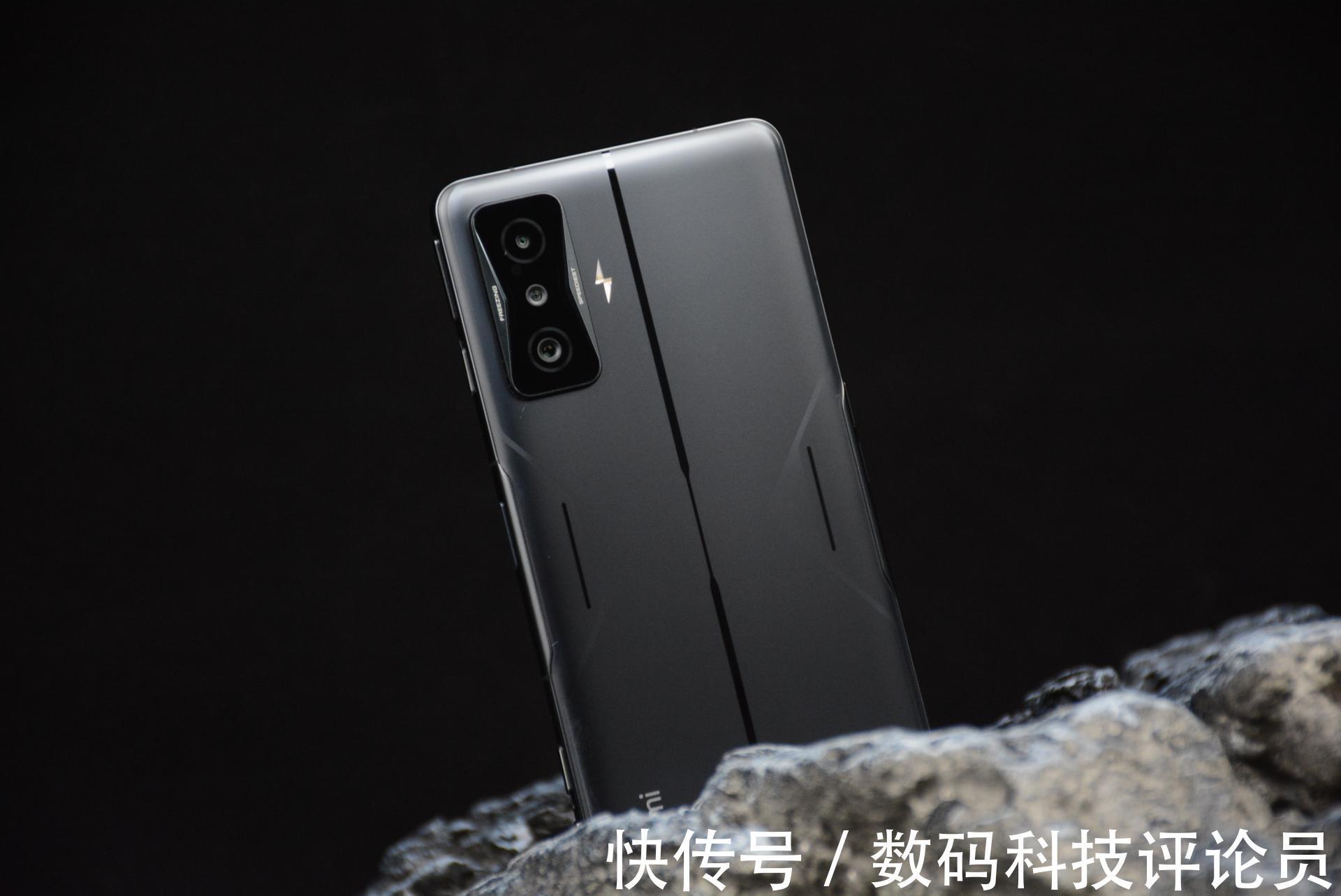 游戏手机|低端看性能，高端看散热——Redmi K50电竞版体验