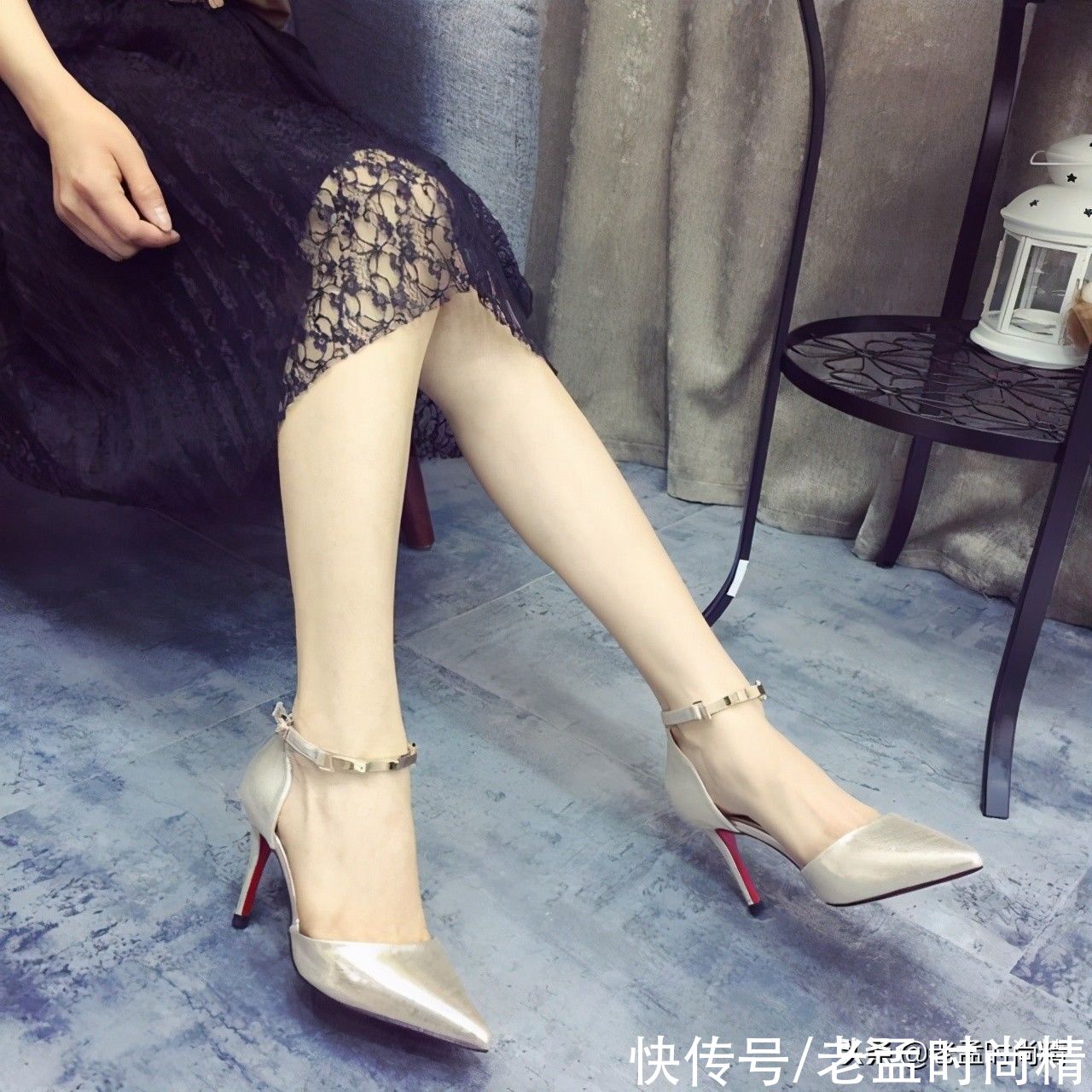 时尚女孩都在穿的高跟鞋，看起来更高雅大气