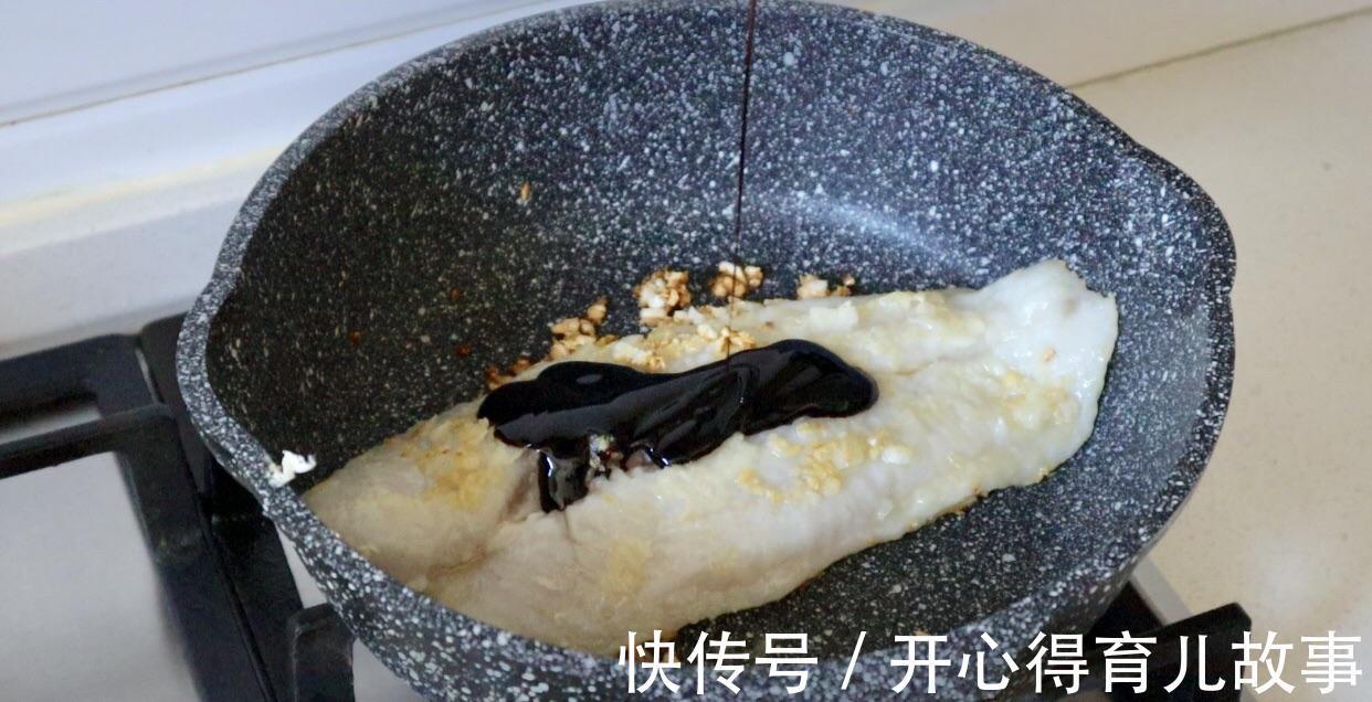 自制蒲烧龙利鱼，鱼肉鲜嫩，好吃不腻，满满的日式风味