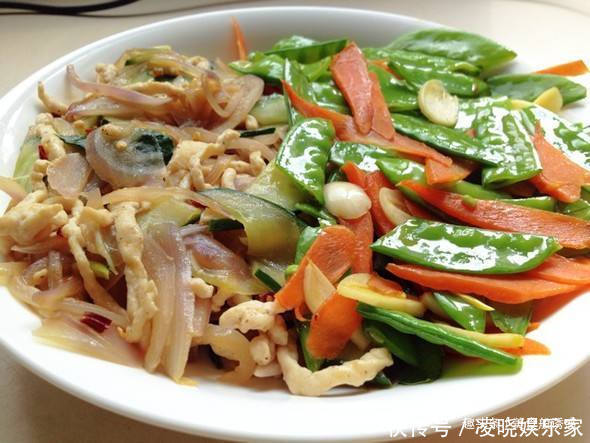 汤汁|最适合冬天吃的家常菜,一盘不够吃,汤汁拌饭超美味,根本停不下