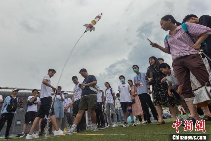 航天梦想|青少年高校科学营走进南京航空航天大学“为爱挑战”