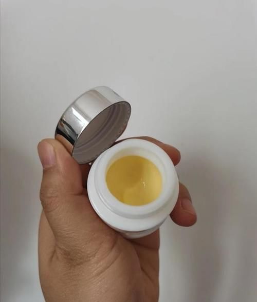 护肤品哪些好用？盘点2021年值得买的高口碑护肤品，用对就赚了