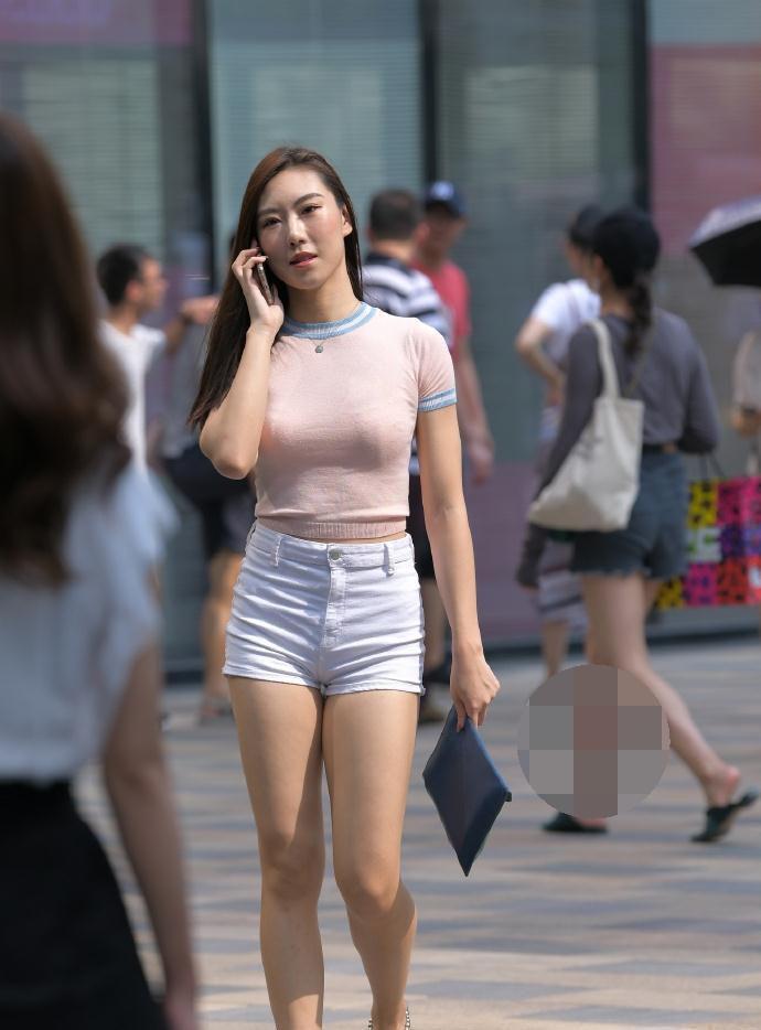 毛衣 别嫌弃短袖毛衣,殊不知,穿上身很容易“跑风”