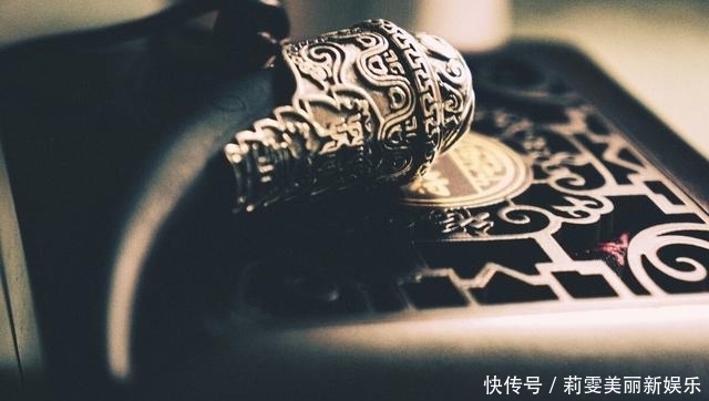 曹操墓文物将首次全面亮相,靠盗墓发家致富的曹操又会陪葬什么?