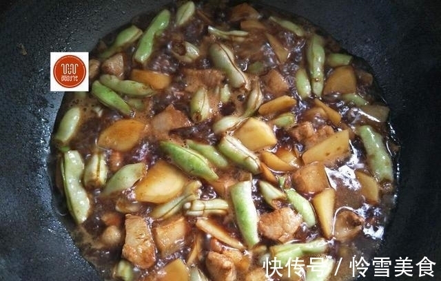 五花肉|真正的豆角土豆焖饭,全程只需要一个电饭煲,一碗不够想来第二碗