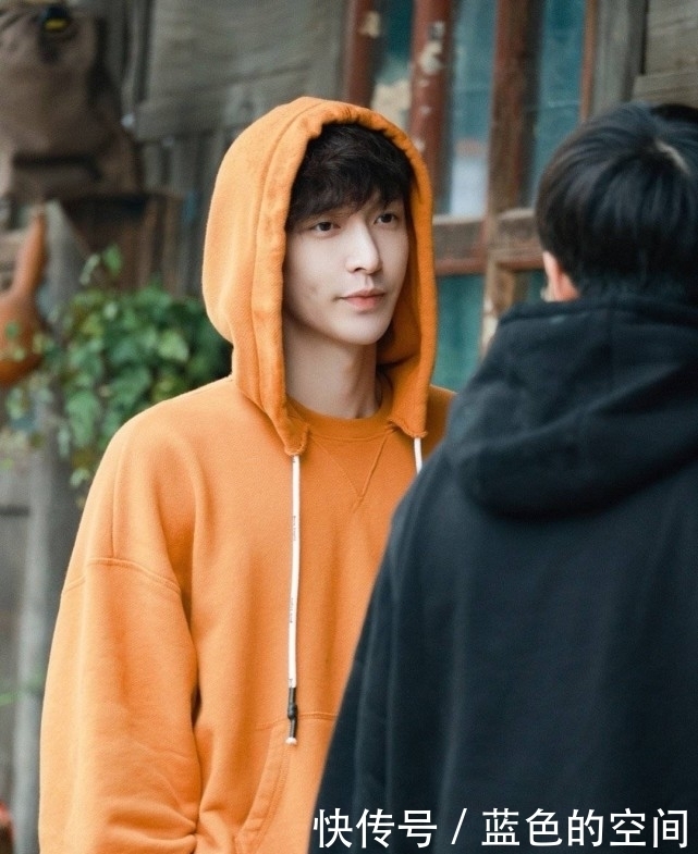 奔跑吧兄弟|杨紫张艺兴有点磕,2人被称为拖拉机组合,粉丝怒斥:拒绝炒CP