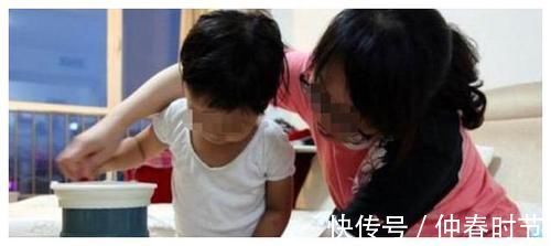 女儿|“弟弟才6岁,养不起就别生”,女儿发信息控诉父母,回复亮了