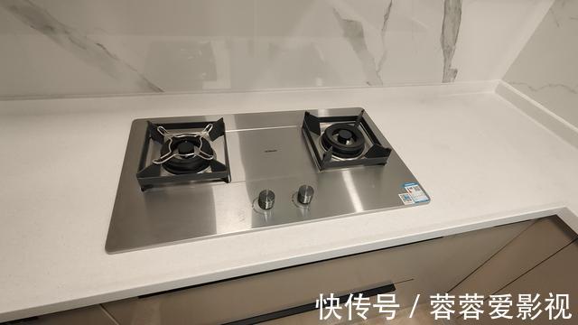 美缝剂|装修时顺手在厨房里做了6件小事,入住一年后厨房还跟新的一样