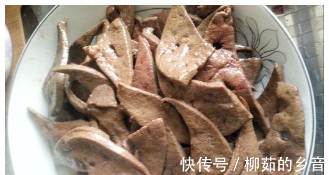 香料|猪肝腥味太重不想吃，试试这样去做，猪肝鲜美味香滋味足！
