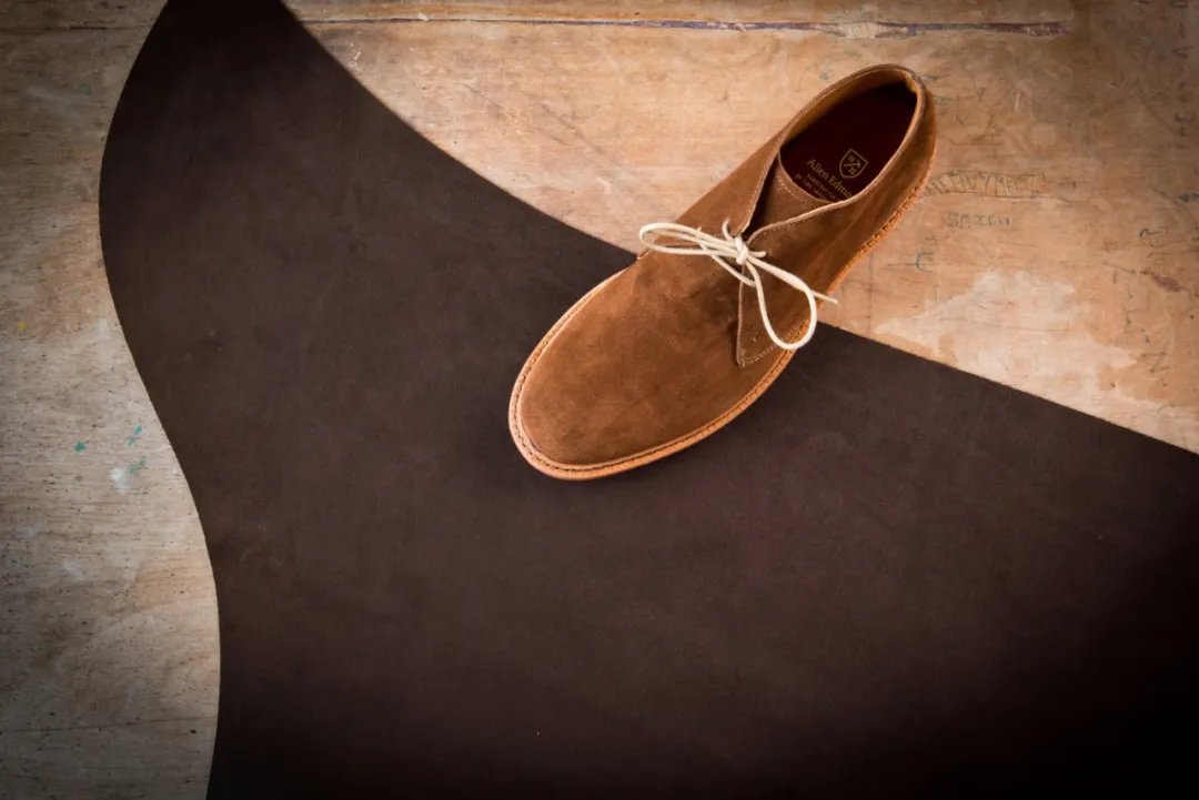 c.f.stead 为什么钟情麂皮鞋的进阶玩家，都会认准这家英国皮革厂？