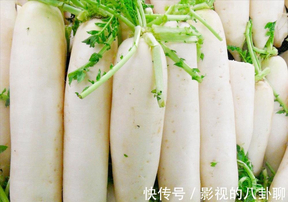 秋冬季节养生,建议多吃白萝卜,教你一个新做法,健康安稳过秋冬