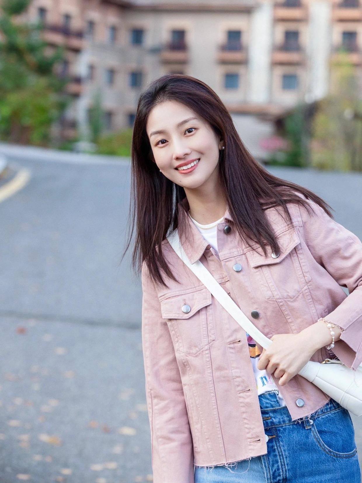 穿搭 小个子女生看过来,短款外套你get了吗?分分钟让你化身大长腿