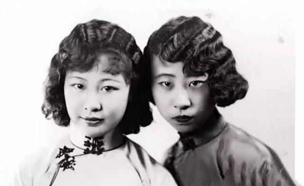 不屑一顾|末代公主路边摆摊,面对古董收藏家马未都拿出的极品官窑,她竟不屑一顾