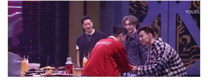 这就是街舞|《街舞4》即将开播,4位队长被警报吓到,网友想删除“火锅环节”