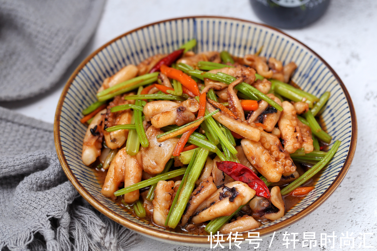 章鱼|推荐一道夏日开胃菜,营养丰富鲜美无比,几分钟就出锅好吃不油腻