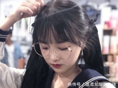 女生洗头牢记“3件事”，头发散发“自然清香”，小哥哥多半想追求