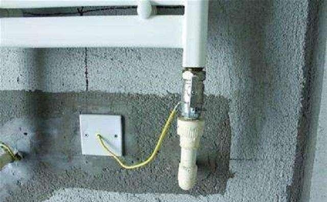 电位|卫生间花洒万万要装这东西,一旦工人做错立马返工,实在太危险了