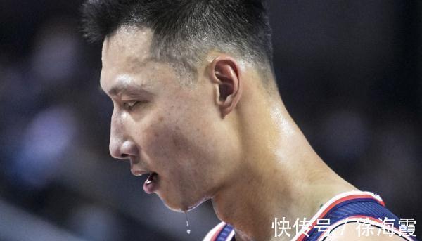 刘权标|易建联恢复几层了?杜锋差点被翻盘,谁注意到观众席上漂亮阿姨了