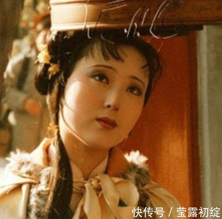 态度|林黛玉初进贾府时,态度谦逊低调,为何没几天就变得目中无人?