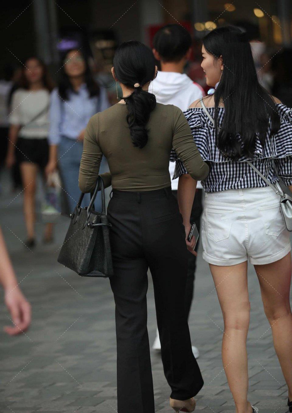 小姐姐|阔腿裤如何穿搭和选择?分享穿衣妙招,提升你的衣品!