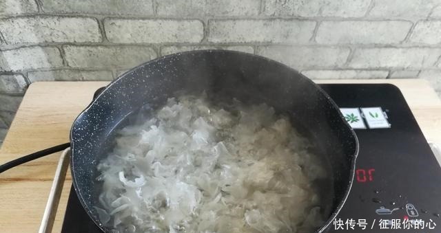 年夜饭少不了的吉祥菜，一切一拌8分钟上桌，照着做省心又省事