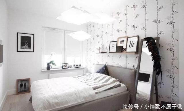 实用|快扔掉床头柜，老土又占地，现在年轻人卧室都这样装，美观更实用！