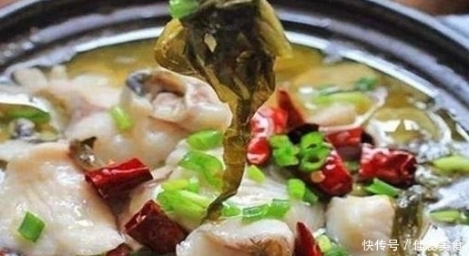 做酸菜鱼时,先放酸菜还是先放鱼7成人不清楚,难怪不好吃