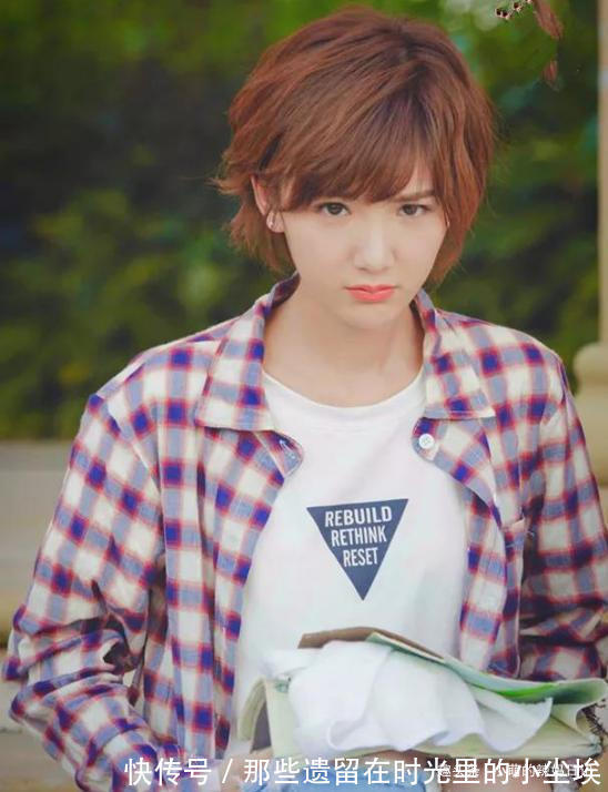 佟丽娅 女人40岁后别乱烫发!今夏流行这3种“短发”,显小了10岁都不止