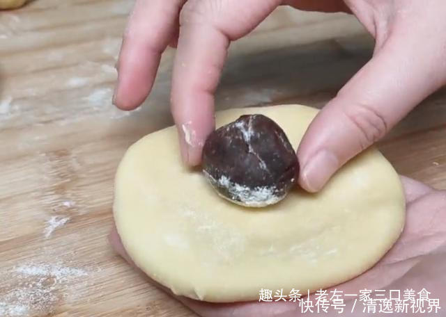 豆沙6|面粉别蒸馒头了，教你面包懒人做法，不烤不蒸，松软香甜又拉丝