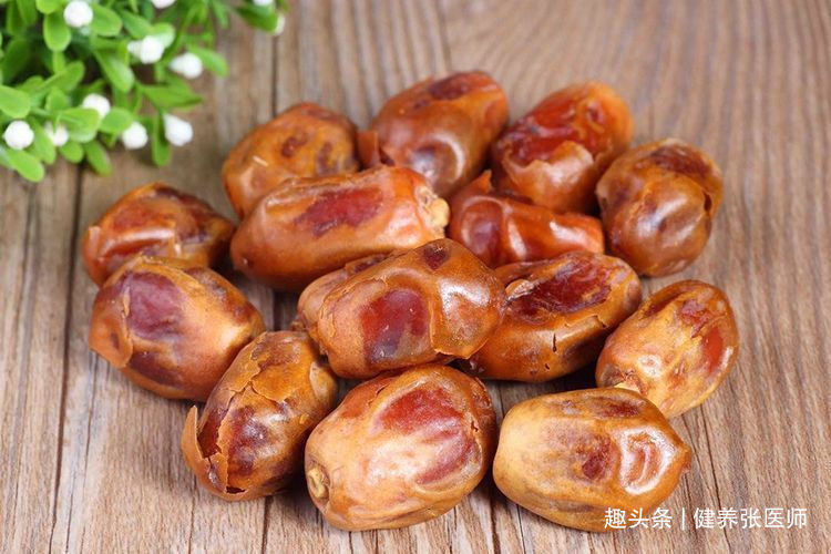 果蔬菜|女性到了中年,推荐常吃3种食物,滋阴润肺,清喉利嗓