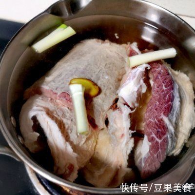 泡椒|经典川菜｜笋子烧牛肉