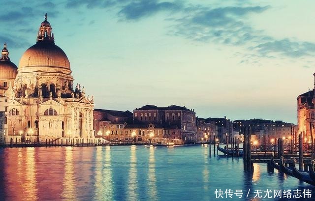 白羊|水瓶座:伤心时能陪你一起淋雨的5个星座,与你共进,也与你伤感