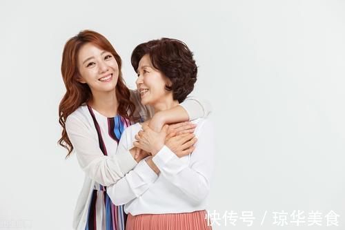 嫌弃|这几种类型的父母,上了岁数很容易招子女嫌弃,父母们要反思