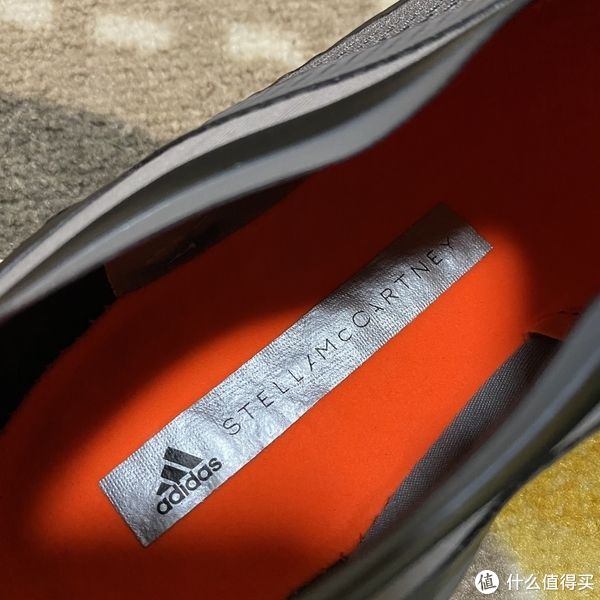 鞋子 给儿子买的第N双鞋 篇八十一：划算又特别的联名adidas SMC PulseBOOST HD