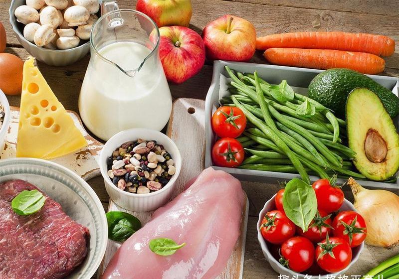 发烧|为什么我的小孩每个月发高烧和喉咙发炎,吃什么才能提高免疫力?