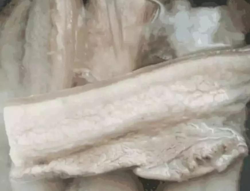 红烧|五花肉别再红烧了,教你个特色吃法,一顿三斤不够吃