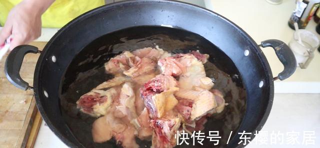 红烧鸡块|炖鸡肉时,多加一种这食材,肉香汤更香,泡米饭多吃3大碗