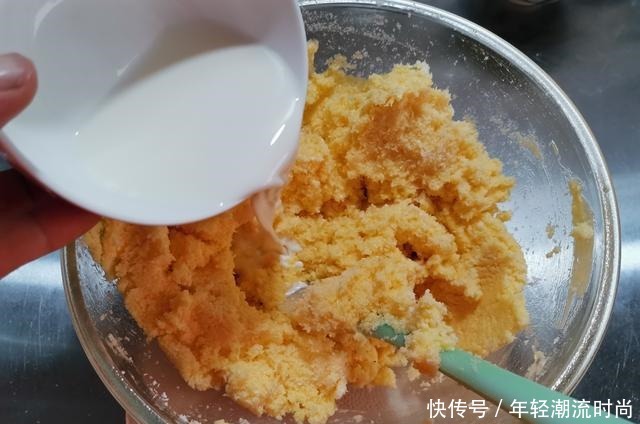 糕点|自制万能椰蓉馅,面包糕点百搭必备,椰香满满,香甜不腻