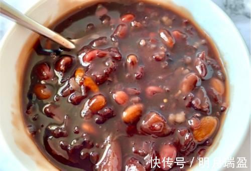 天冷了，早餐多给家人喝这汤，做法简单，暖胃养胃，脸色更红润