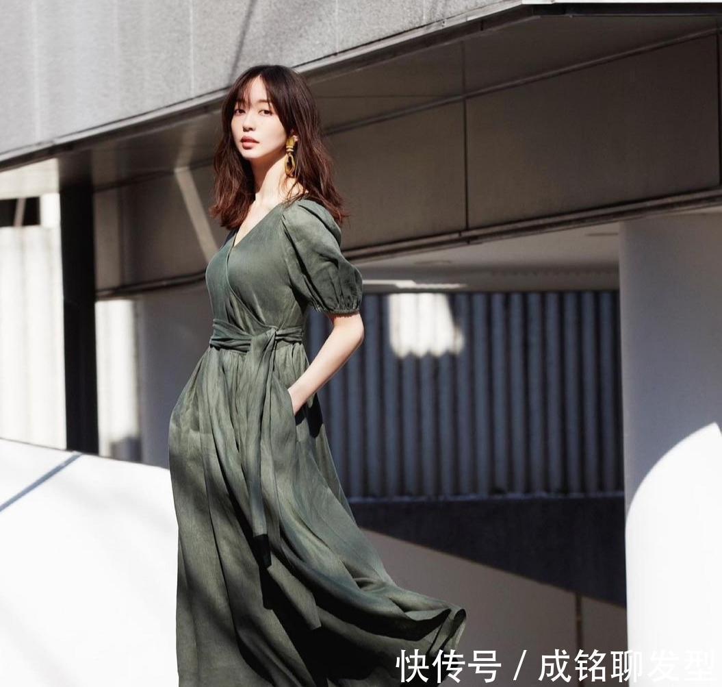 搭配|30+的女生穿衣不用愁，学“日杂”模特松岛花的搭配，时髦又好看