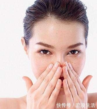 黑头|鼻翼上的黑头该怎么去掉牢记这几招,让我们轻松告别“草莓鼻”